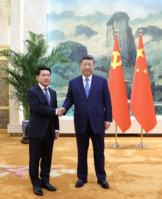 新疆生产建设兵团数据局--头条--习近平会见老挝人民革命党中央总书记、国家主席特使沙伦赛